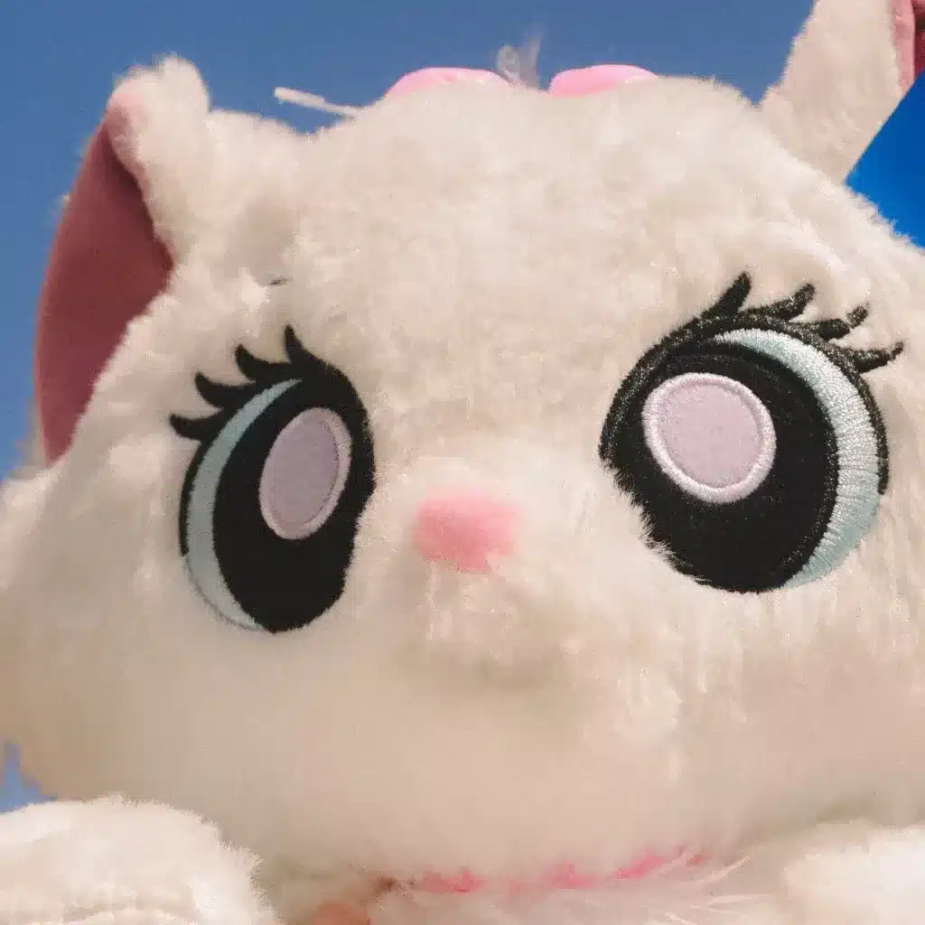 Pelúcia Gata Marie 30cm Anti-alérgica + BRINDE GRÁTIS - Imagem 3